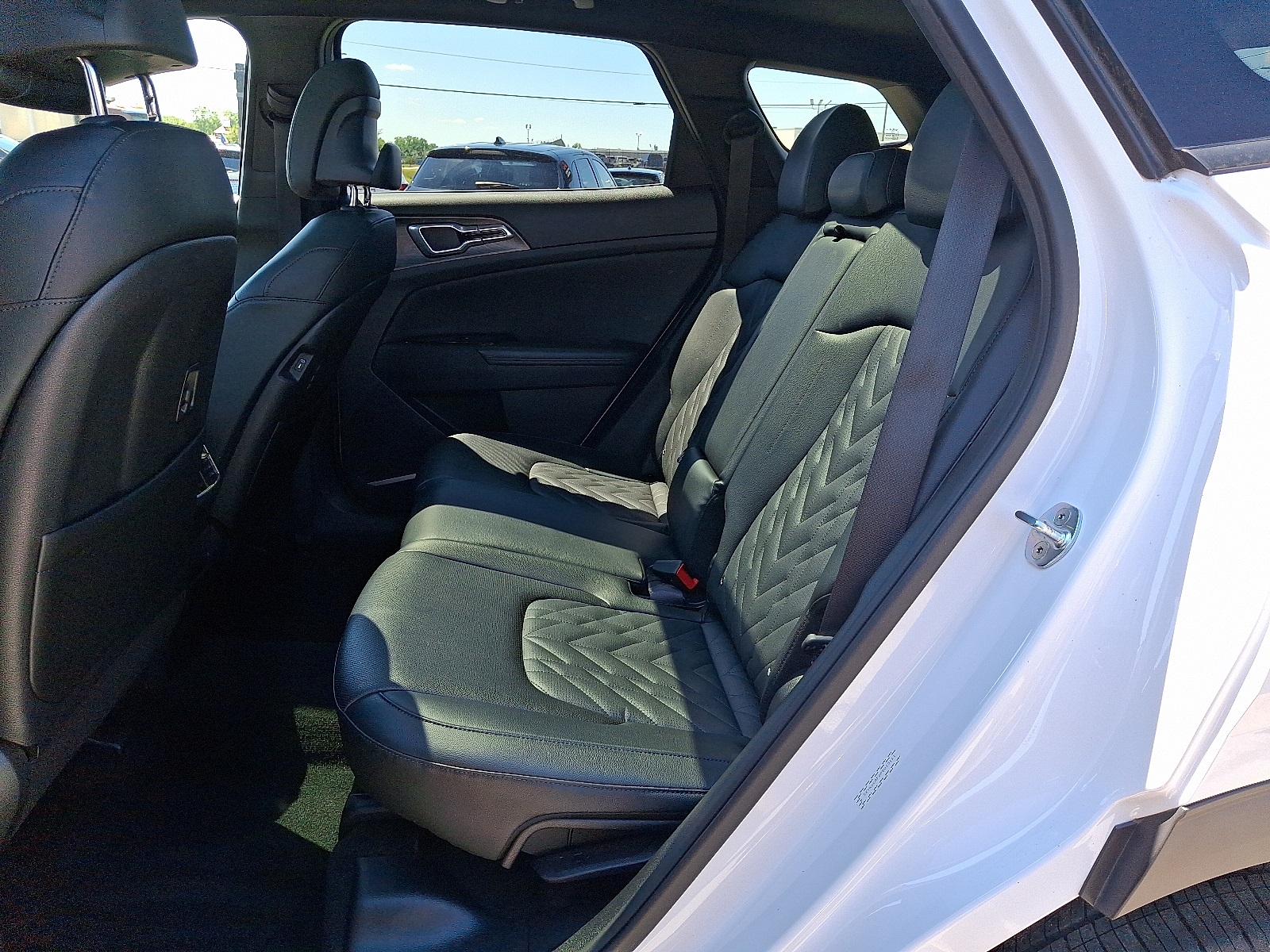2023 Kia Sportage X-Line photo 9