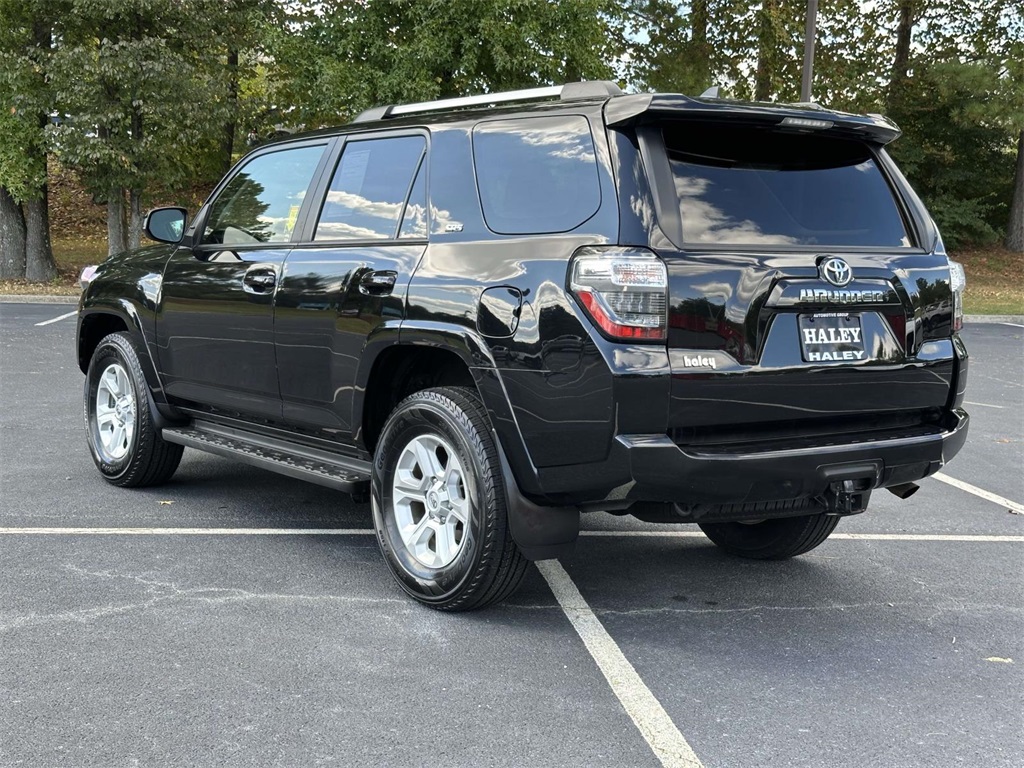 2024 Toyota 4Runner SR5 photo 9