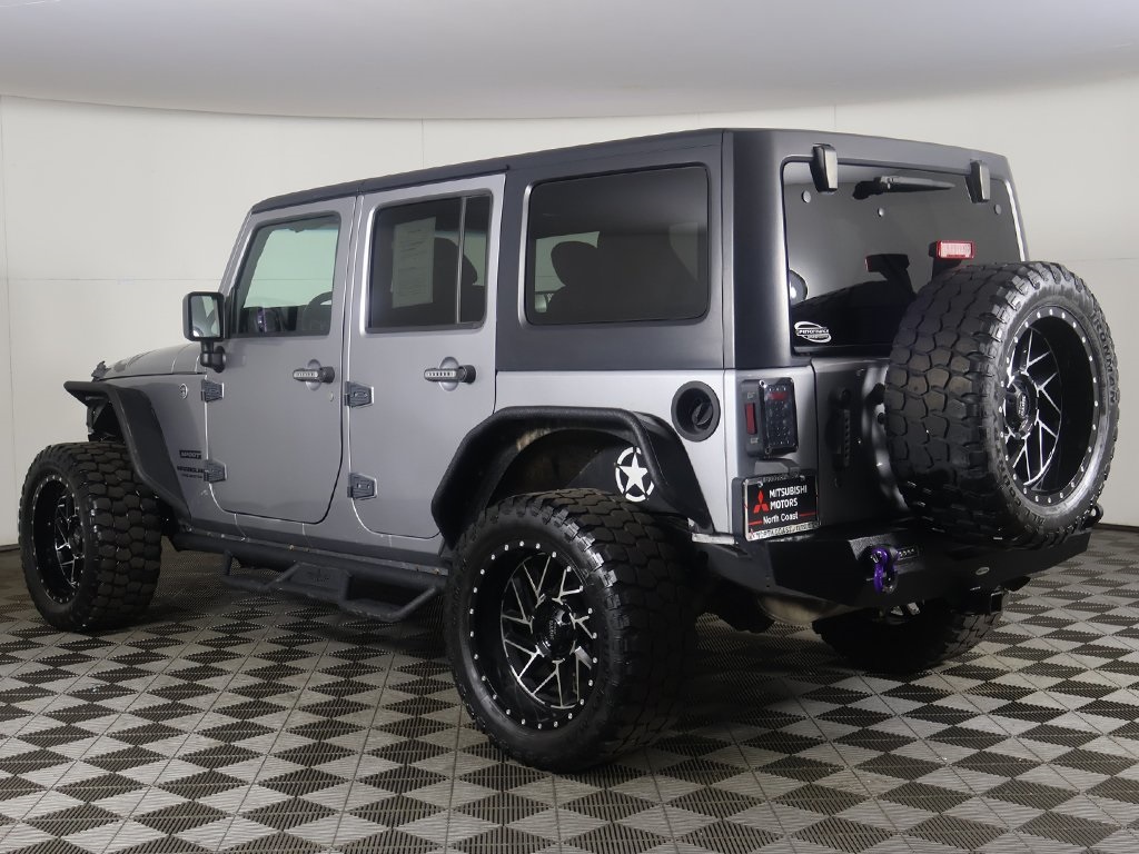 2016 Jeep Wrangler Unlimited Sport photo 3