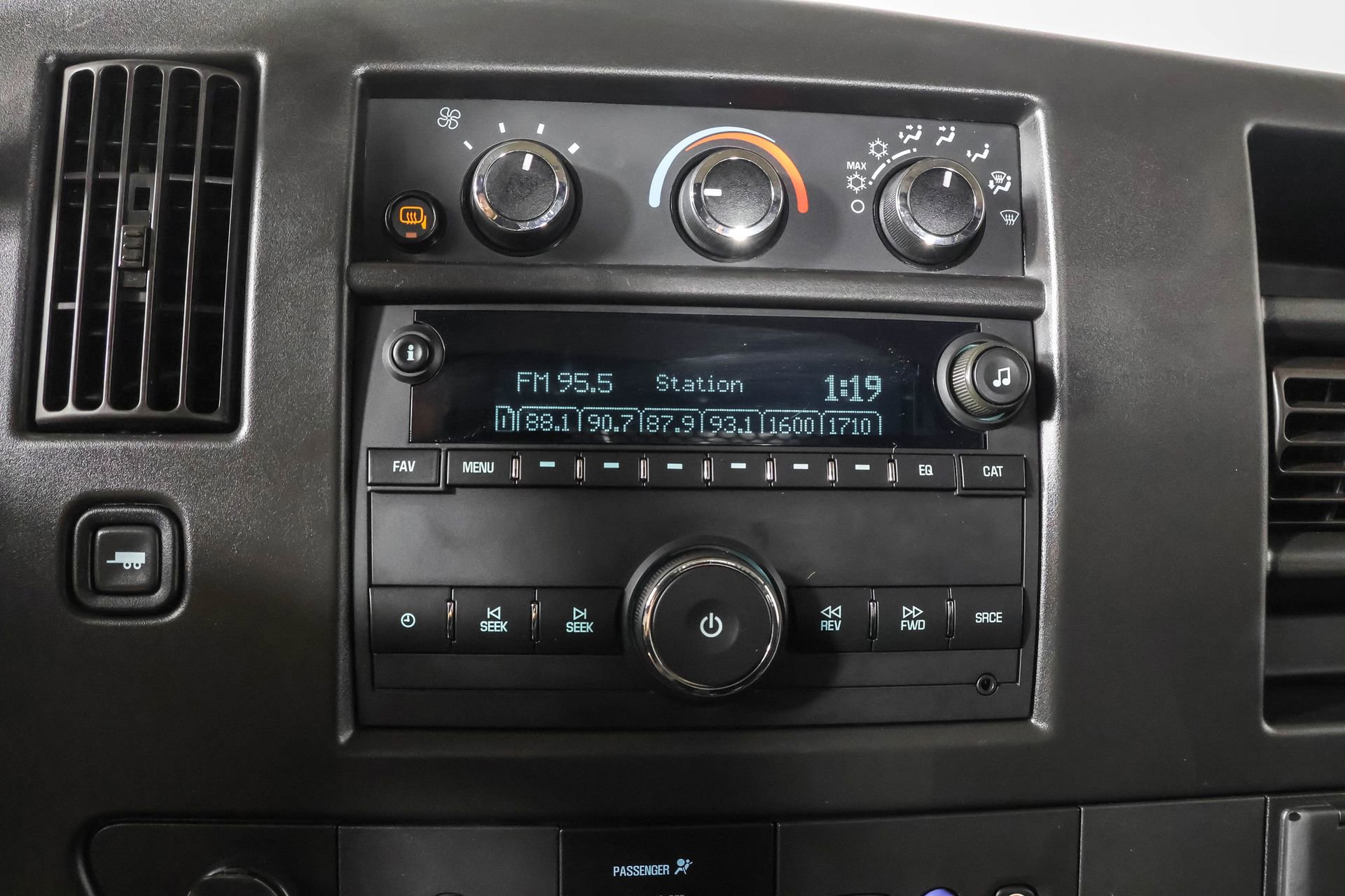 2023 Chevrolet Express Cargo Van 2500 photo 11