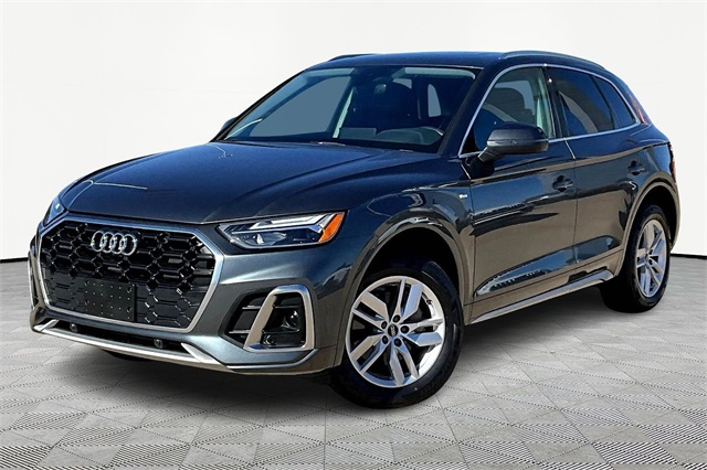 2023 Audi Q5 Premium's photo