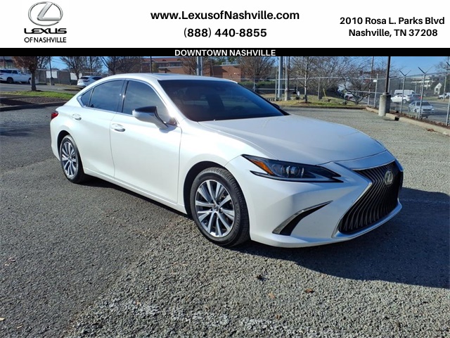2020 Lexus ES 350's photo