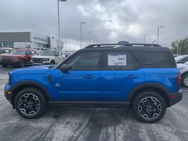 2025 Ford Bronco Sport Outer Banks photo 4