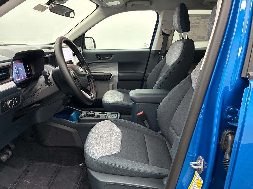 2025 Ford Maverick XLT photo 9