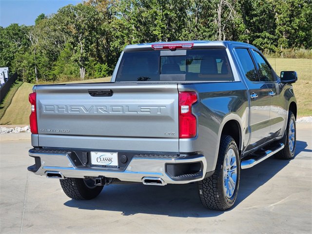 2026 Chevrolet Silverado 1500 LTZ photo 4
