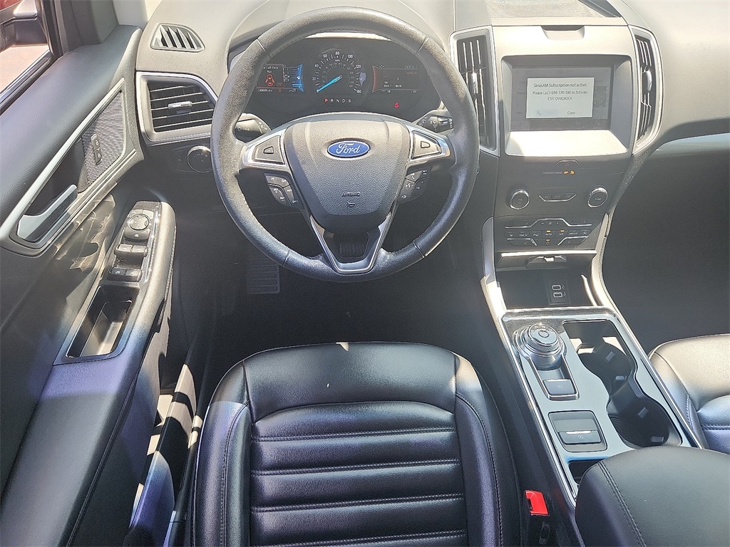 2020 Ford Edge SEL photo 11