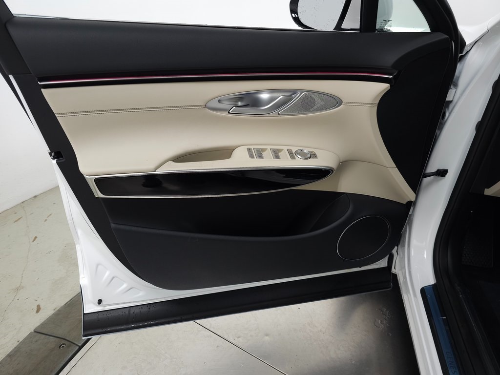 2026 Genesis GV70 2.5T photo 3