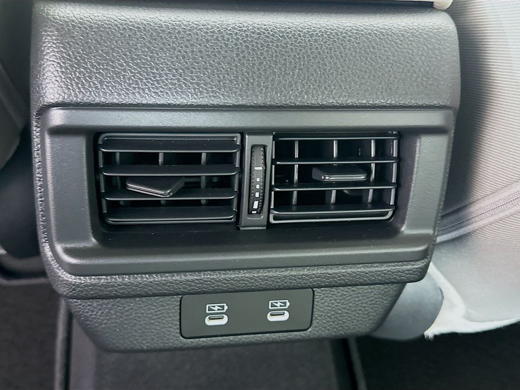 2025 Honda Accord 1.5T LX photo 16