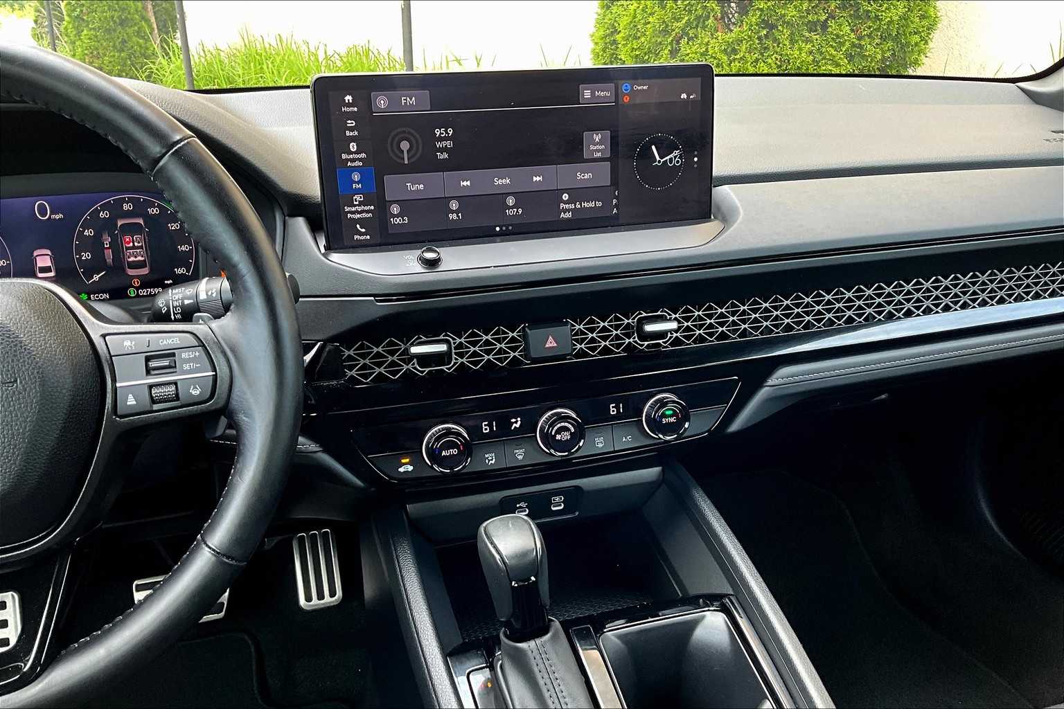 2023 Honda Accord Hybrid Sport photo 6