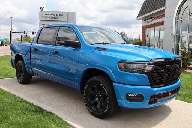 2025 Ram 1500 Big Horn Night Edition photo 2