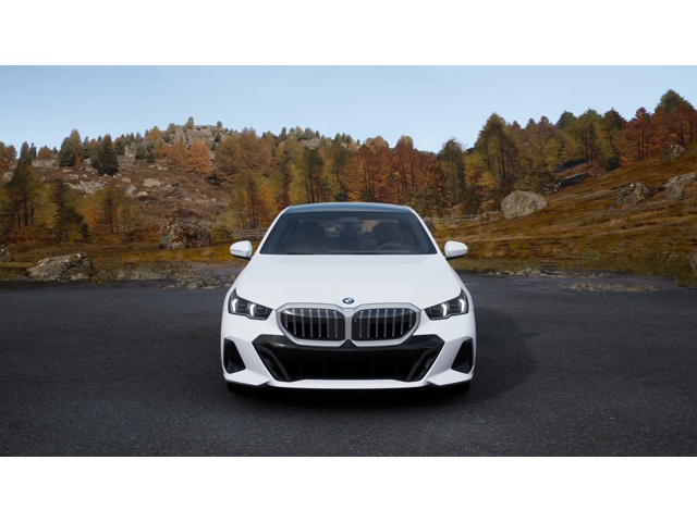 2026 Bmw 550e xDrive photo 3