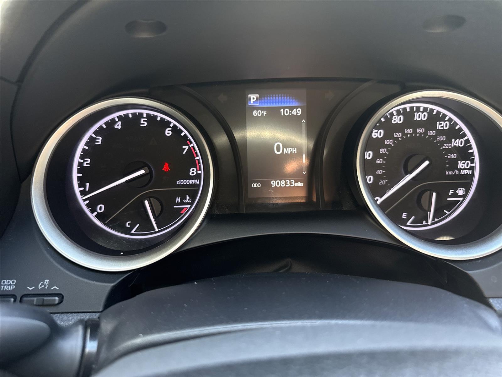 2022 Toyota Camry LE photo 9