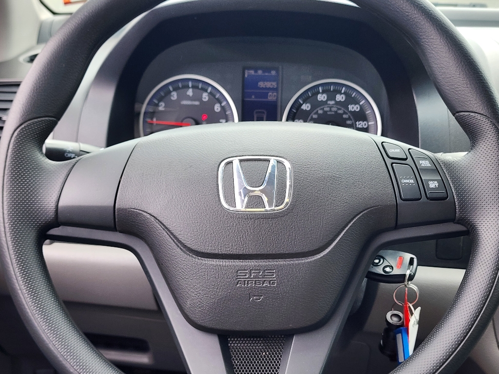 2011 Honda CR-V LX photo 9