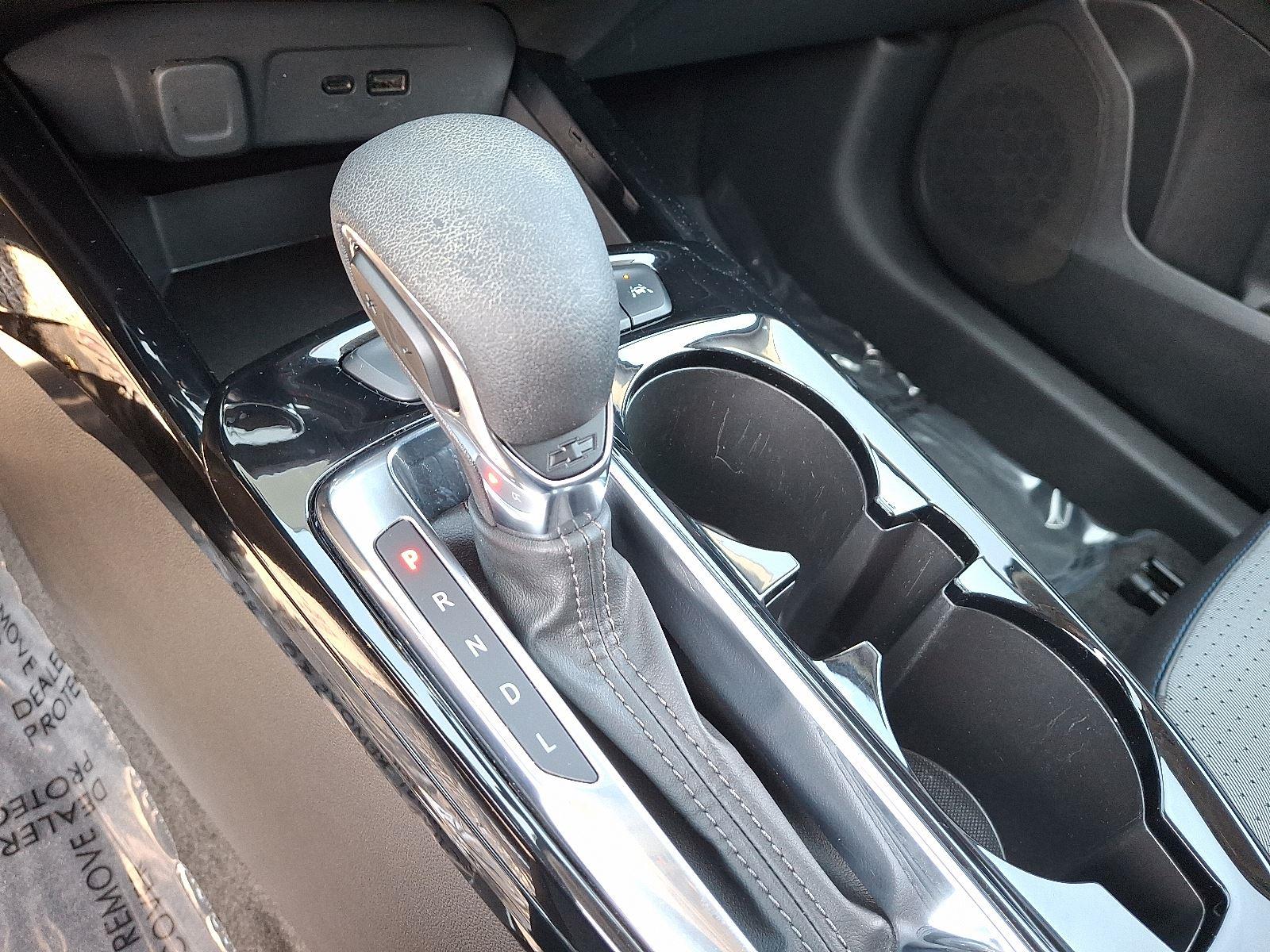 2024 Chevrolet Trax LT photo 13