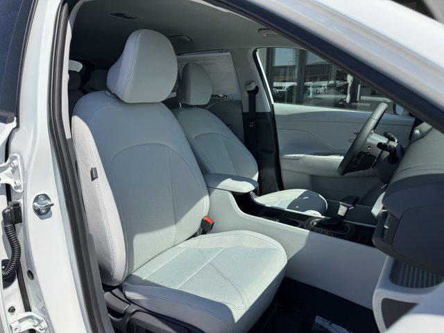 2026 Hyundai Kona SEL photo 20