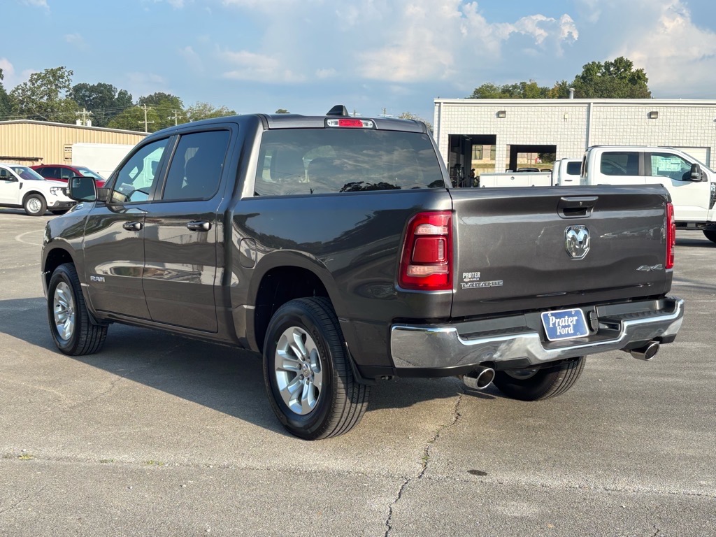 2024 Ram 1500 Laramie photo 3