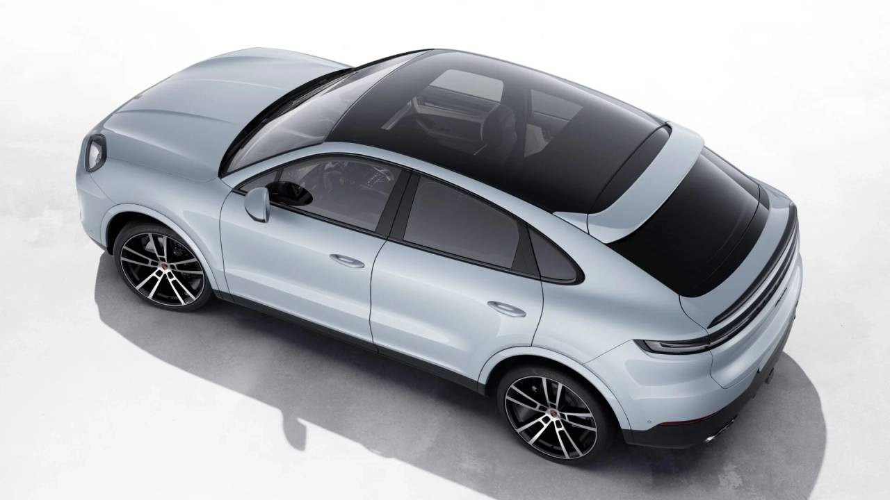 2026 Porsche Cayenne Coupe photo 4