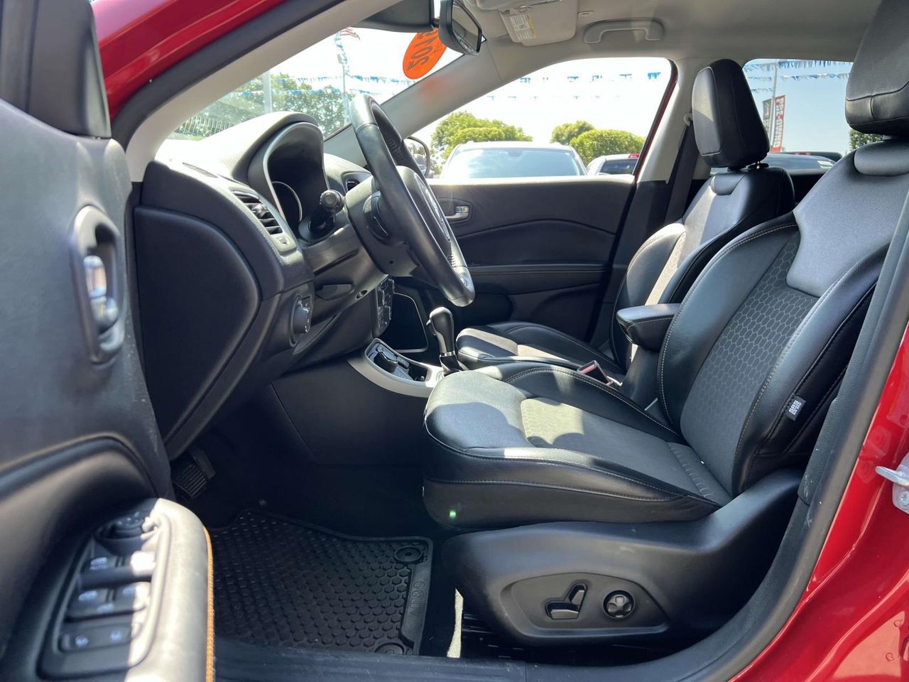 2019 Jeep Compass Latitude photo 10