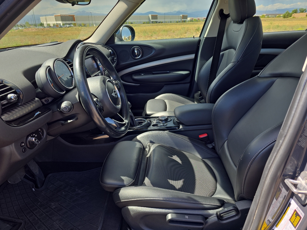 2017 Mini Clubman Base S ALL4 photo 10