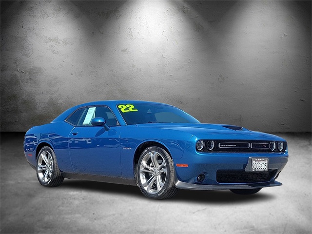 2022 Dodge Challenger R/T photo 3
