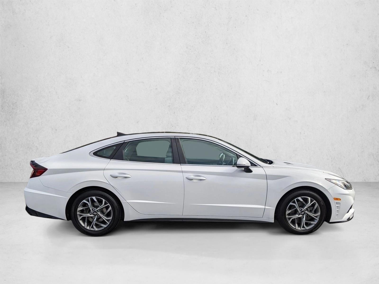 2023 Hyundai Sonata SEL photo 4