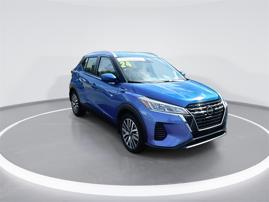 2024 Nissan Kicks SV photo 2