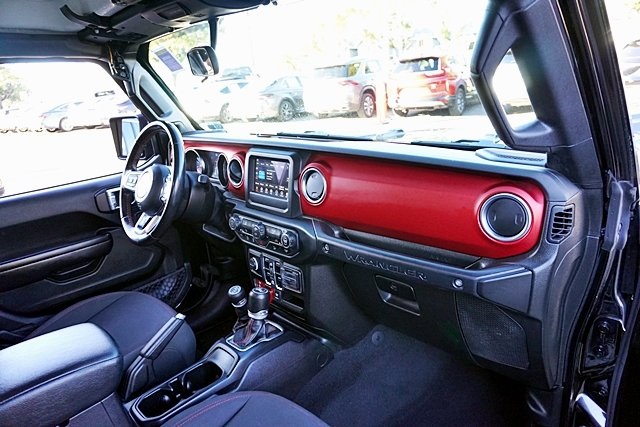 Used 2020 Black Jeep Unlimited Rubicon image 9