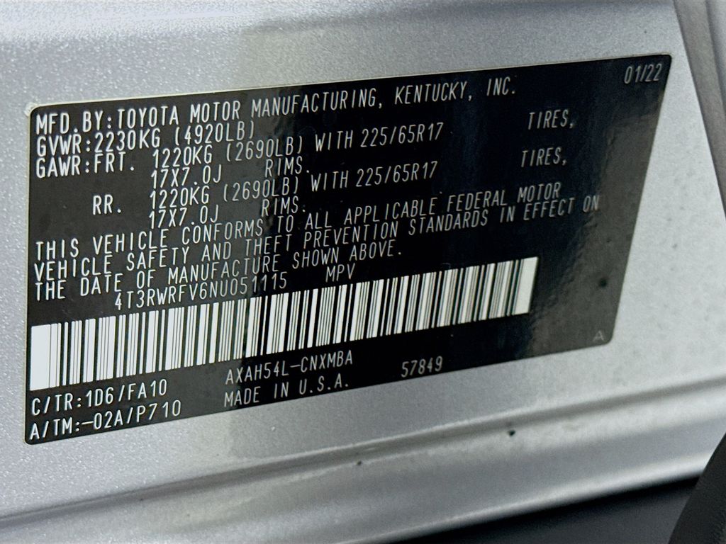 2022 Toyota RAV4 Hybrid XLE photo 30