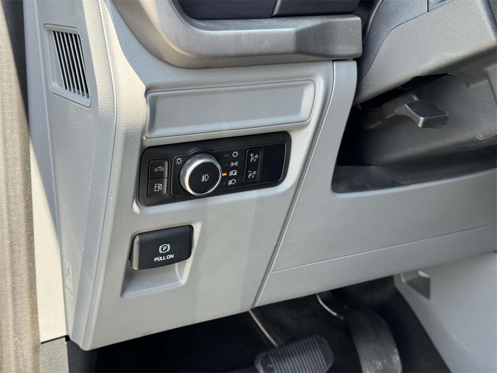 2024 Ford F-150 XLT photo 28
