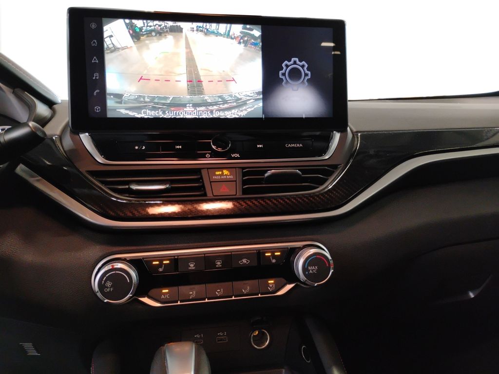 2023 Nissan Altima 2.5 SR photo 9