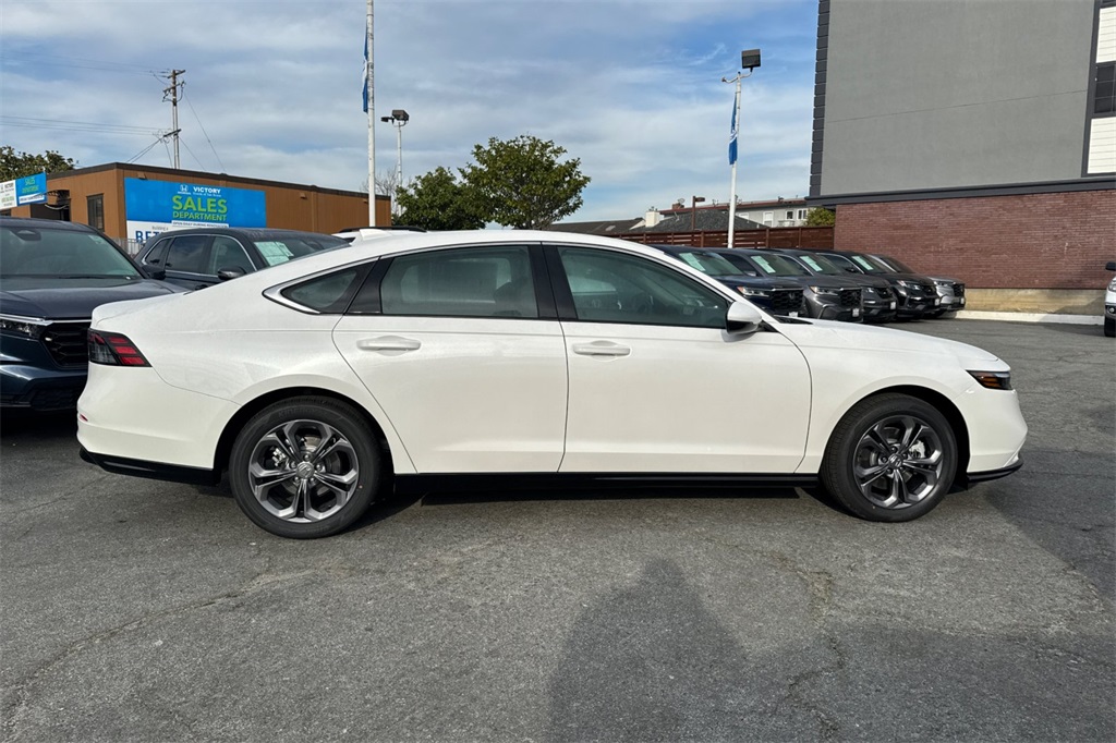 2025 Honda Accord Hybrid EX-L photo 3