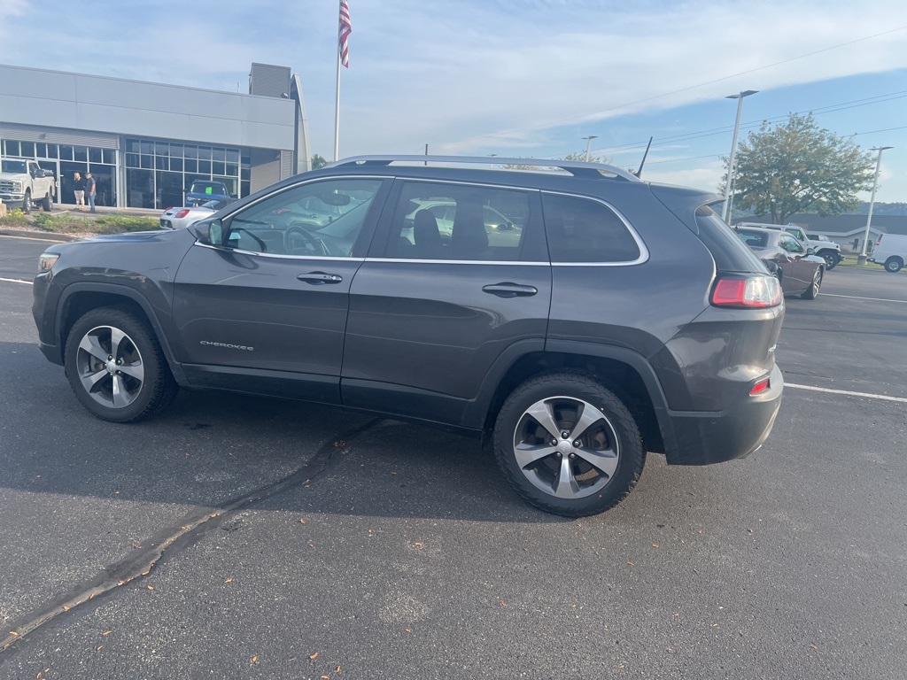 2019 Jeep Cherokee Limited photo 7