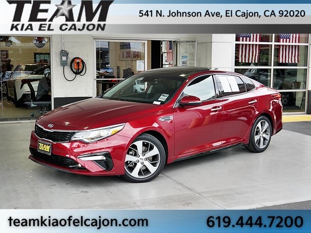 2019 Kia Optima S's photo