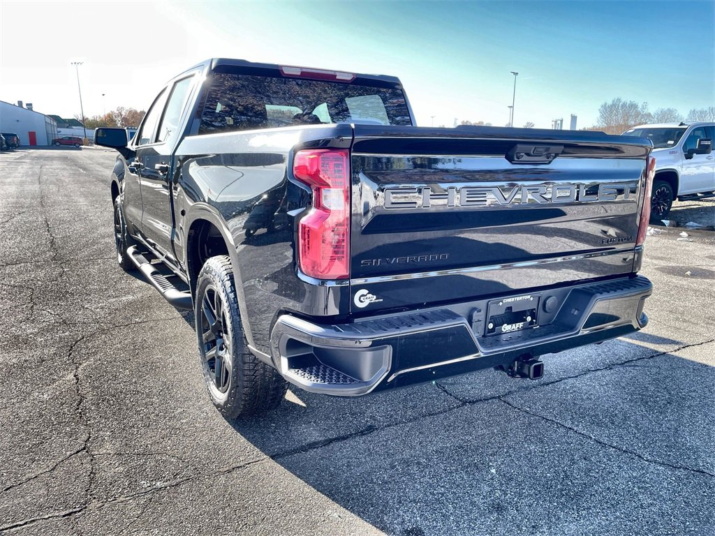 2026 Chevrolet Silverado 1500 Custom photo 4