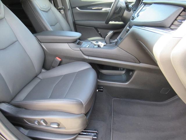 2025 Cadillac XT5 Premium Luxury photo 11