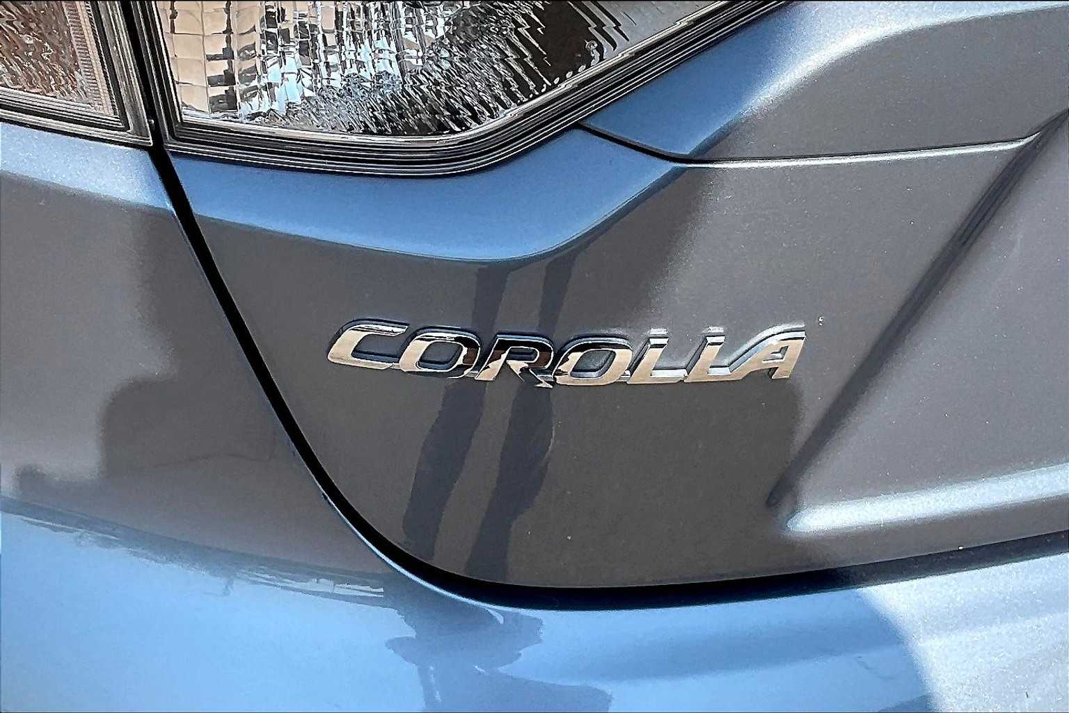 2024 Toyota Corolla LE photo 27