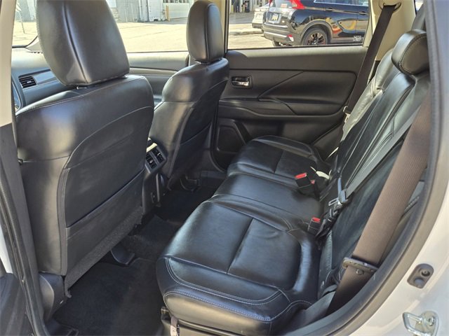 2020 Mitsubishi Outlander SEL photo 11