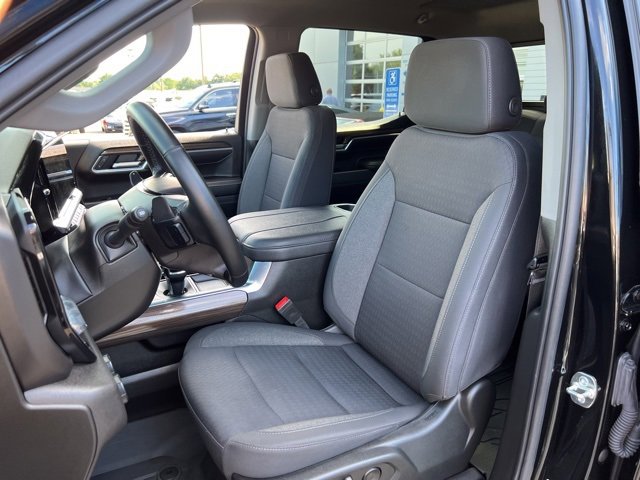 2025 Chevrolet Silverado 1500 RST photo 21