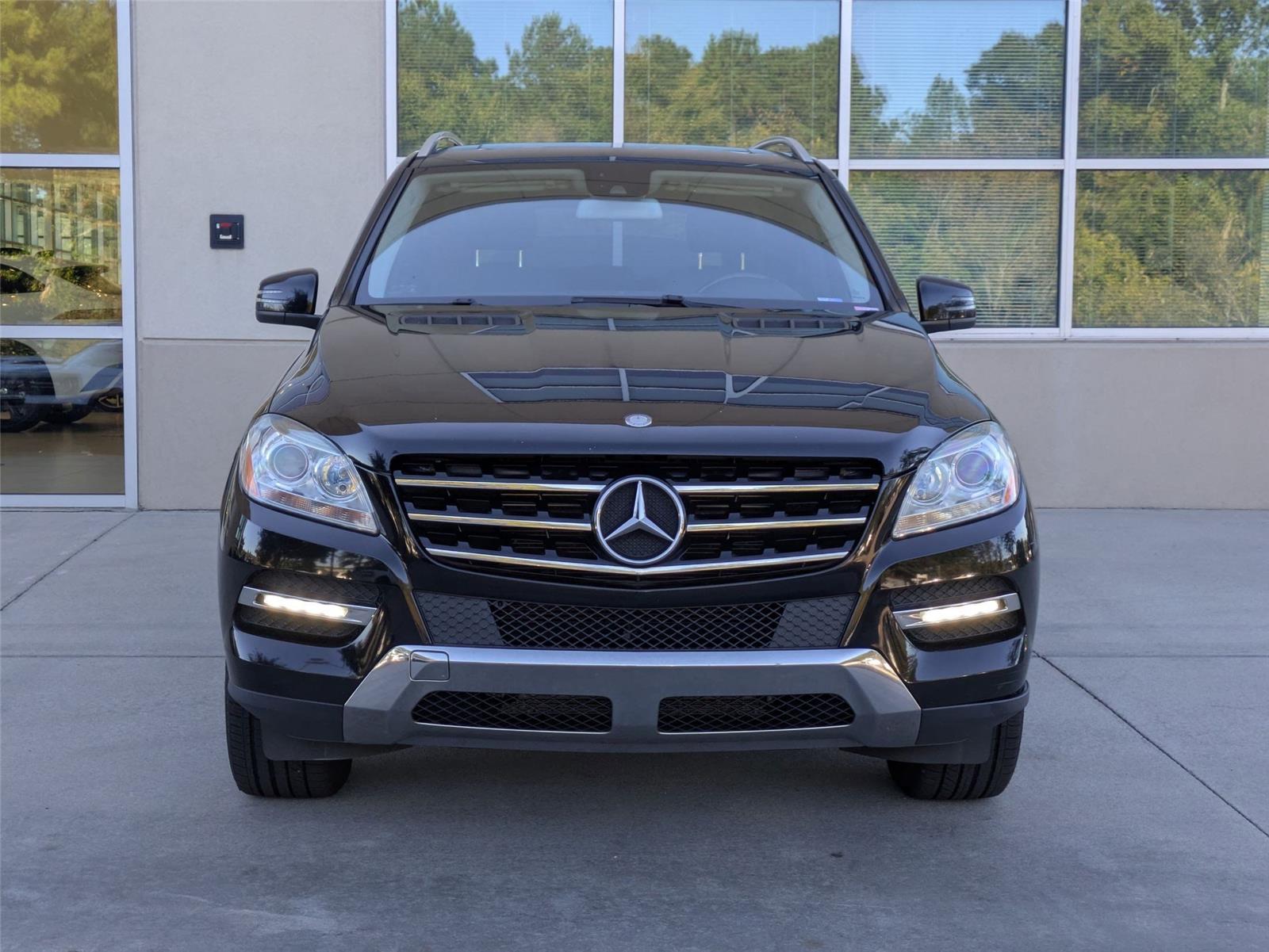 2012 Mercedes Benz ML 350 4MATIC photo 2