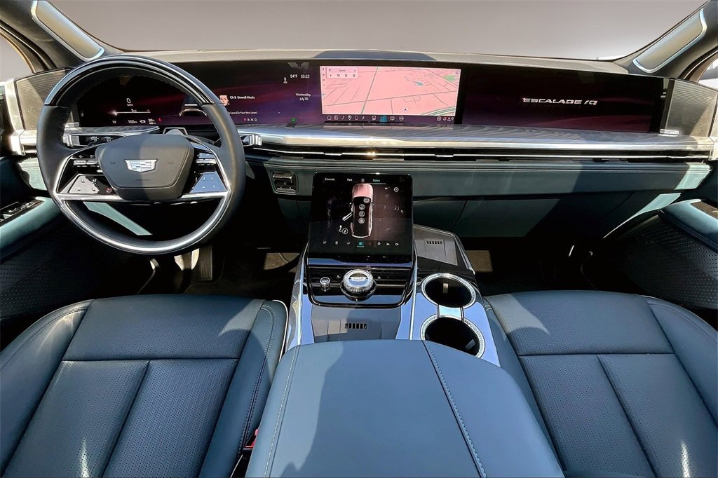 2025 Cadillac Escalade IQ Sport photo 4