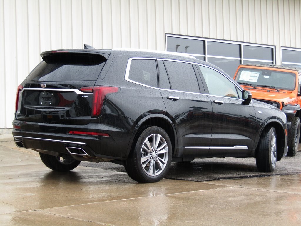 2025 Cadillac XT6 Premium Luxury photo 3