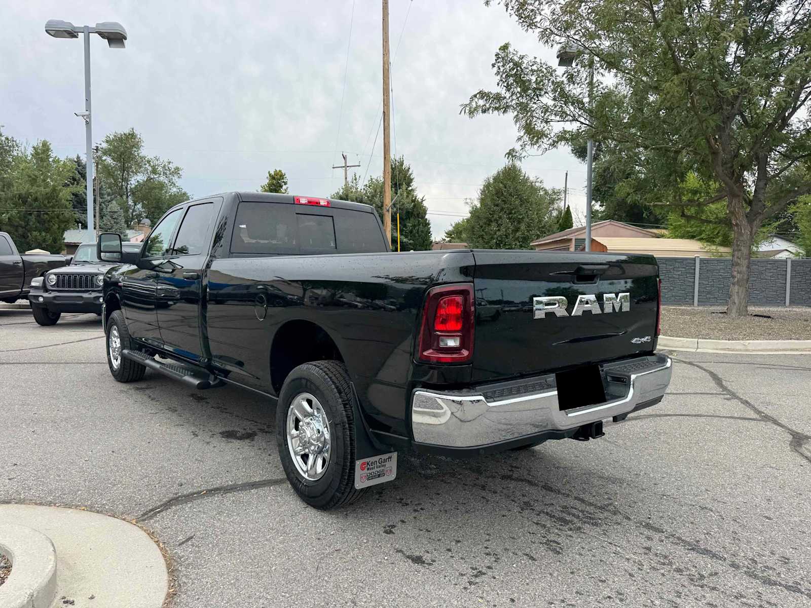 2025 Ram 3500 Tradesman photo 3