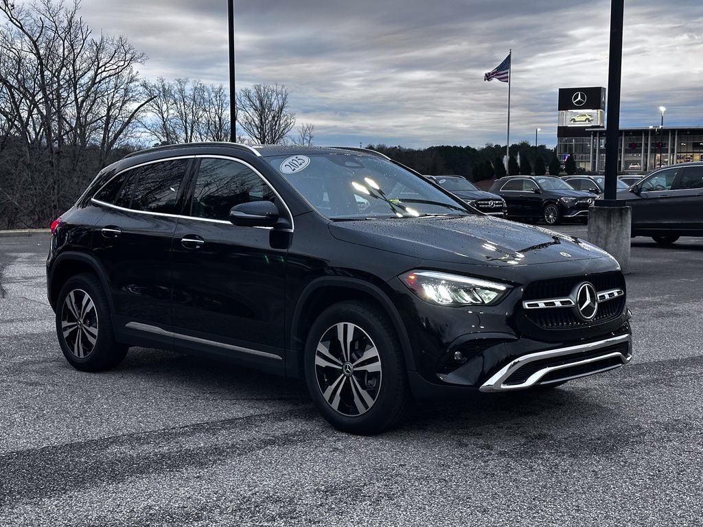 2025 Mercedes-Benz GLA GLA250's photo