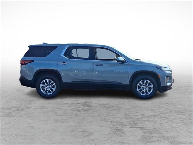 2023 Chevrolet Traverse LS photo 6