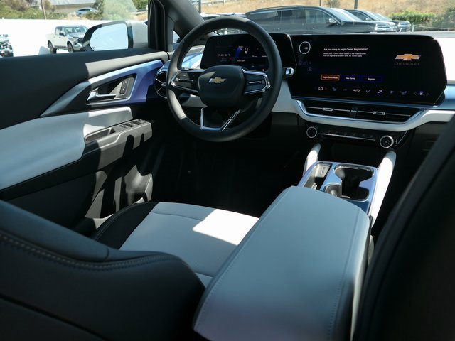 2026 Chevrolet Equinox LT photo 23