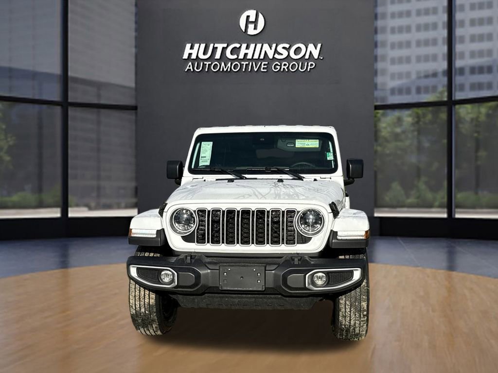 2024 Jeep Wrangler Sahara photo 8