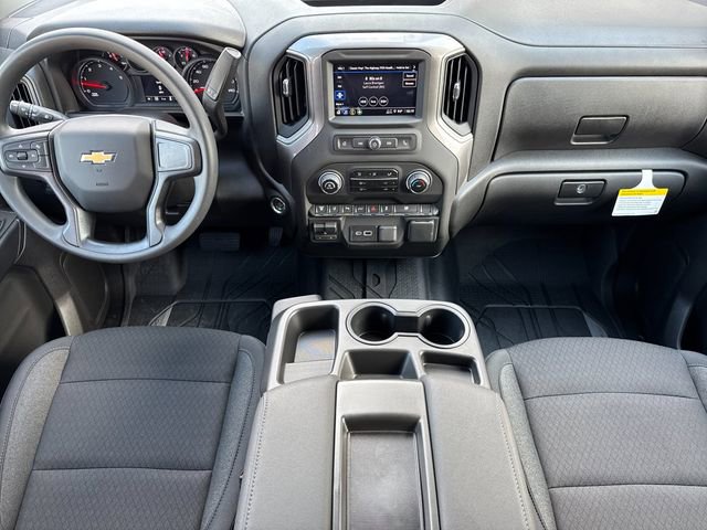 2025 Chevrolet Silverado 2500HD Custom photo 13