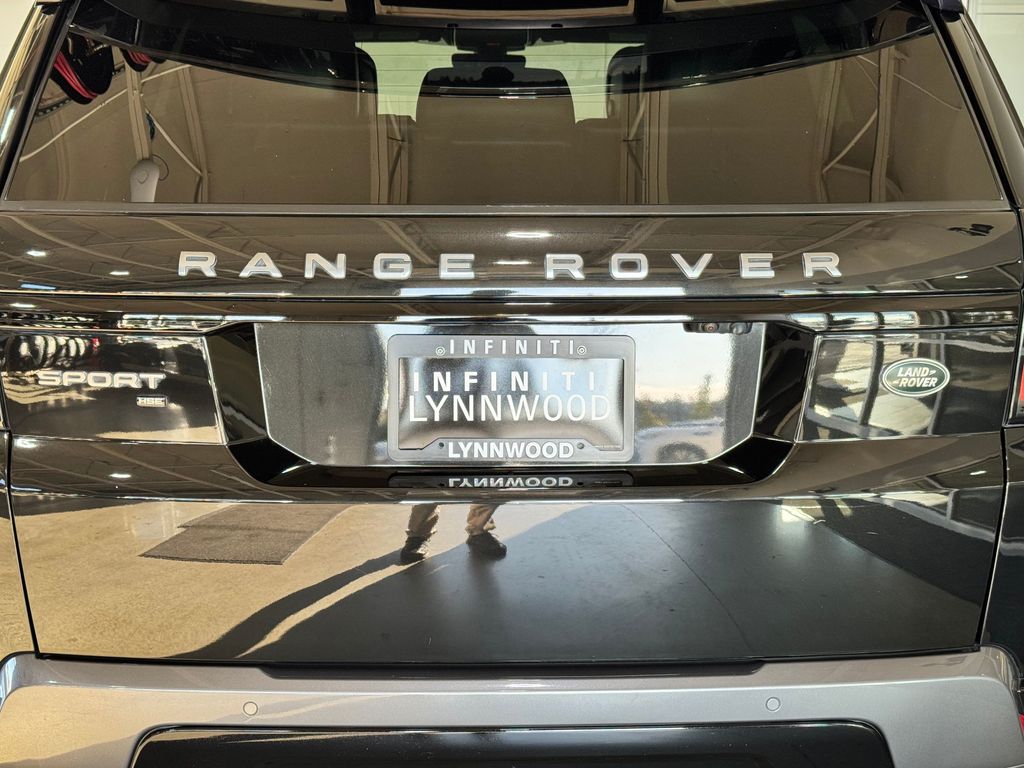 2021 Land Rover Range Rover Sport HSE Silver Edition photo 29