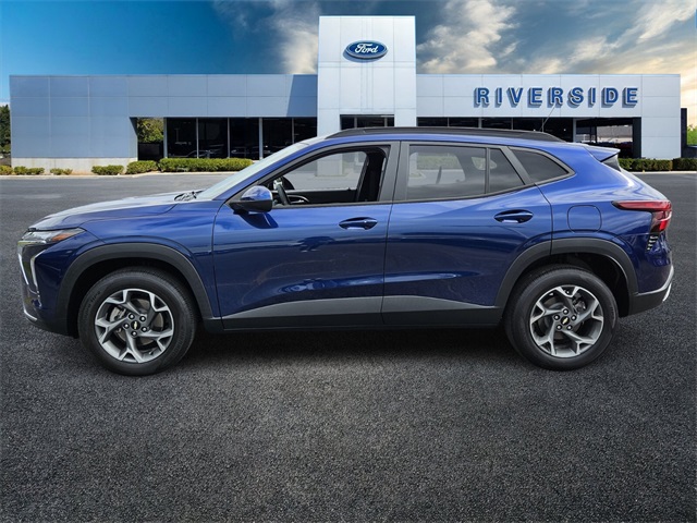 2024 Chevrolet Trax LT photo 4