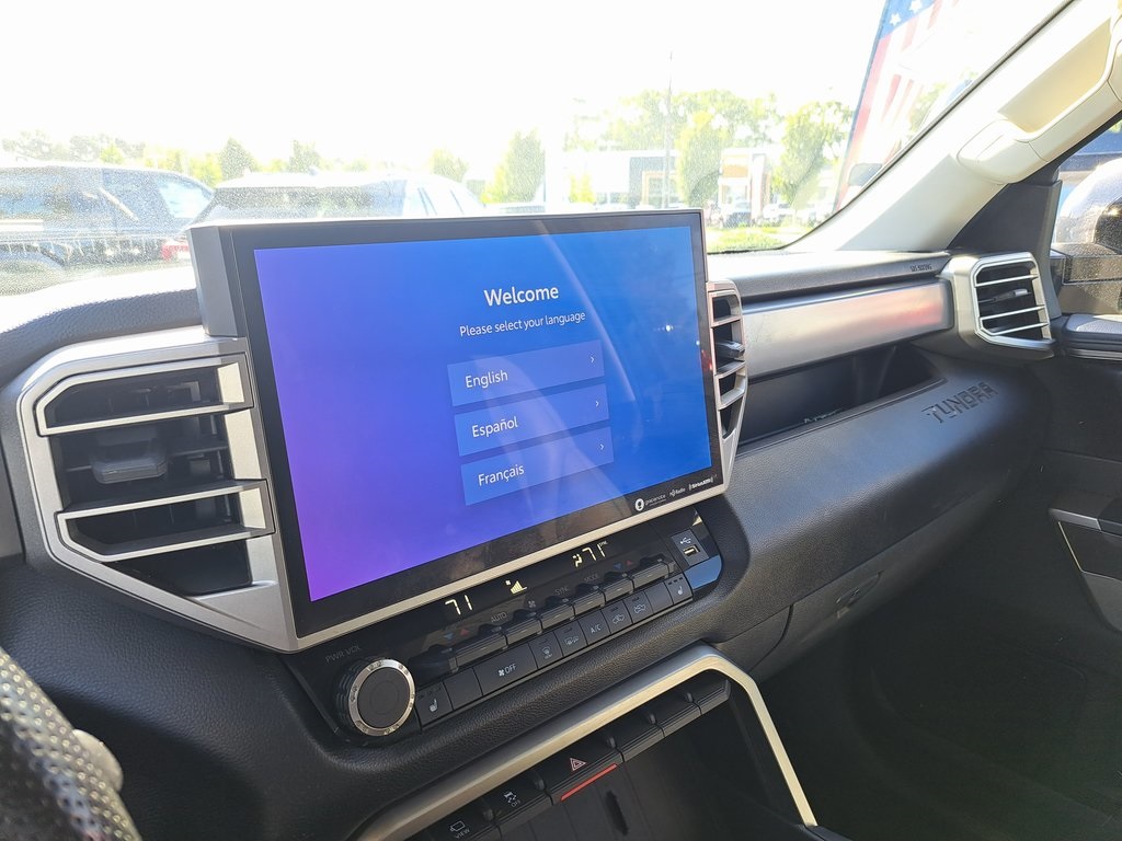 2022 Toyota Tundra SR5 photo 13